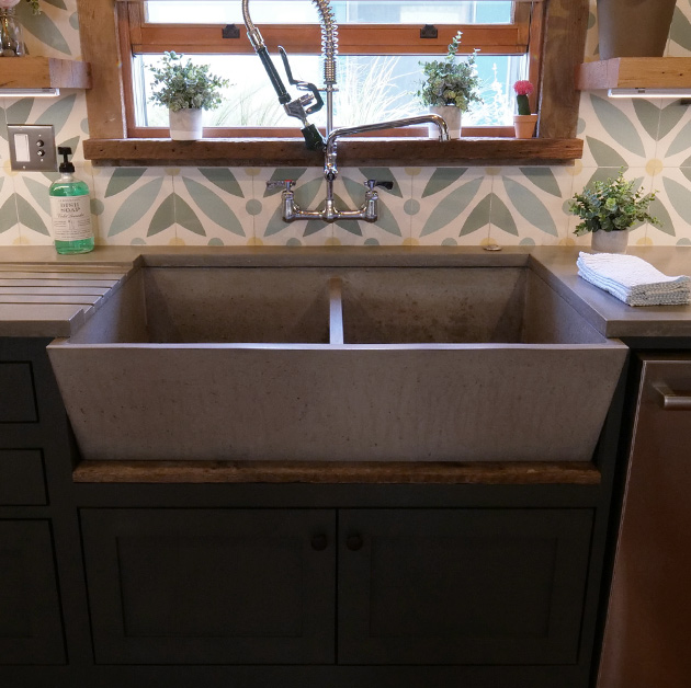 concrete washtub sink